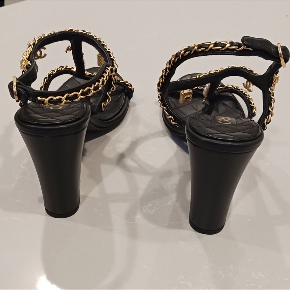 CHANEL New Interlocking Black T-strap Sandals - Picture 4 of 13